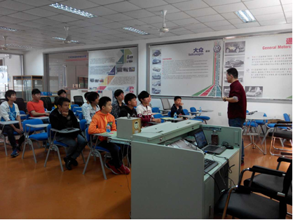 上海科学技术职业学院职业体验日活动